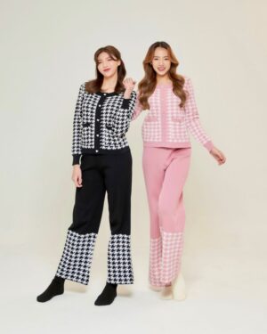 Shinori Warm Set - A charming Shinori pattern in soft, thick woven silk.