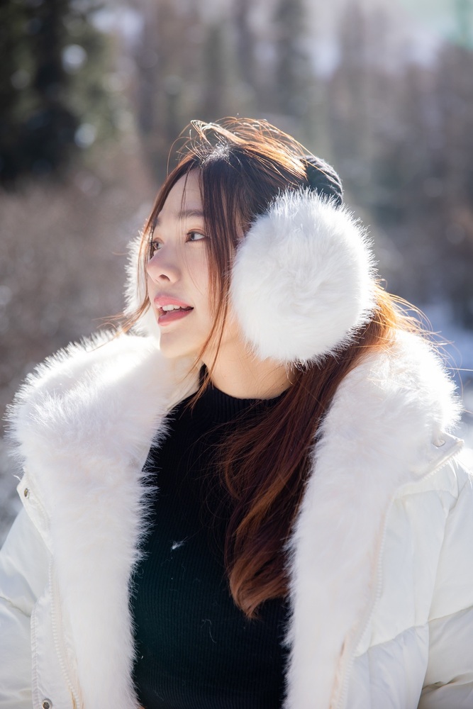 Earmuffs - Foldable with cozy fleece lining.