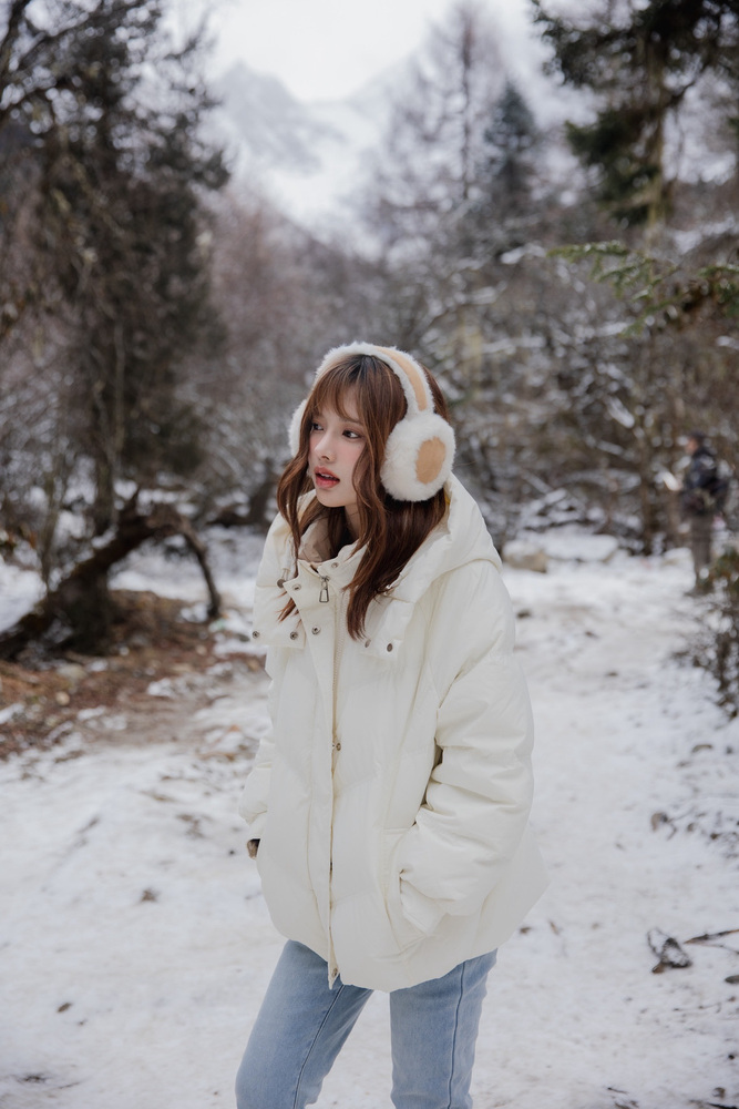 Hoodie Down Coat – 90% Duck Down for Ultimate Warmth