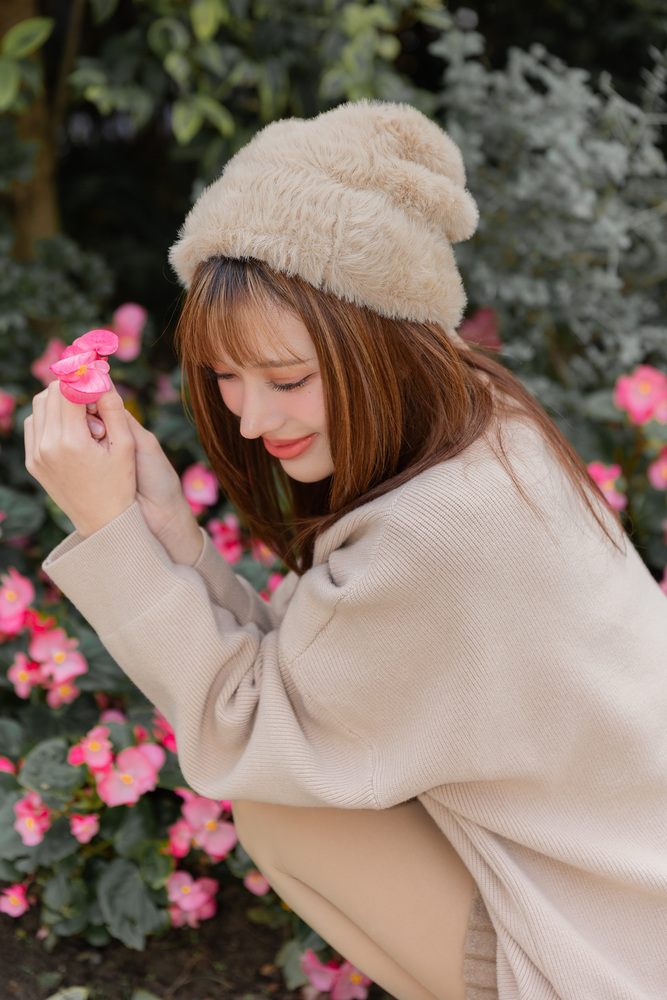 Snowy Beanie - Plush Mink Fur