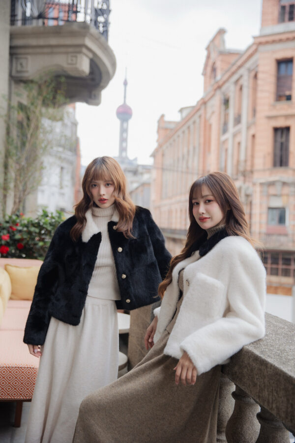 Two-Tone Fur Jacket – Luxe Imitation Mink